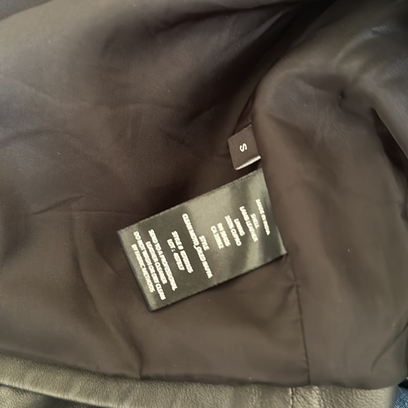Theory leather Jacket size small - Picture 4 of 4